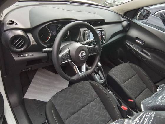 NISSAN KICKS 1.6 16V FLEXSTART SENSE XTRONIC